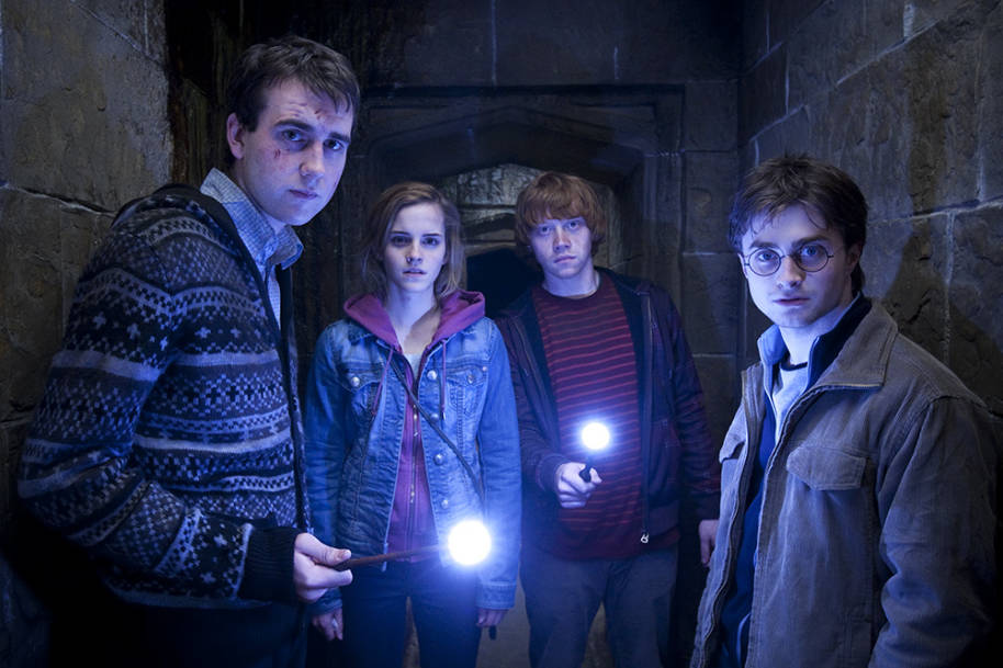 WB HP8 Harry Neville Ron Hermione Deathly Hallows 