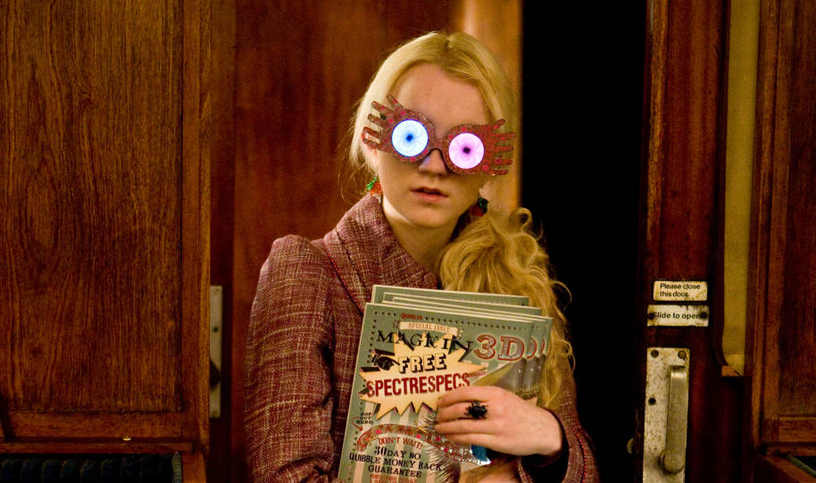 WB-Luna-Lovegood-F6-half-blood-prince-spectrespecs-quibbler-web-landscape