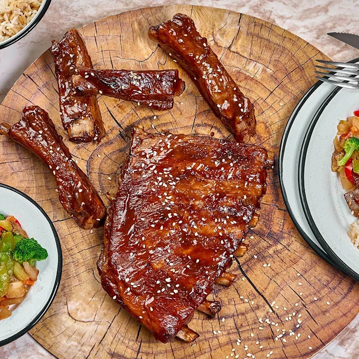 COSTILLAS DE CERDO BRASEADAS EN SALSA DE SOYA