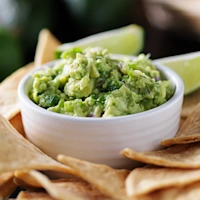 81564-guacamole-tradicional-3