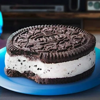 82039 Sándwich de Helado Oreo 2
