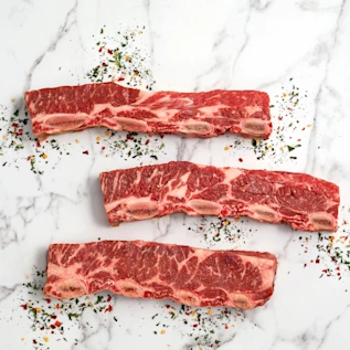 80061-asado-de-tira-de-res-con-hueso-black-angus