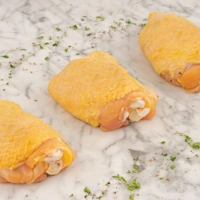 81561_Muslos de Pollo con Piel y con Hueso - 1.8KG.