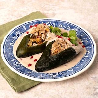 80478-wfmex-lifestyle-chiles-en-nogada-platillos-listos_540x540-3