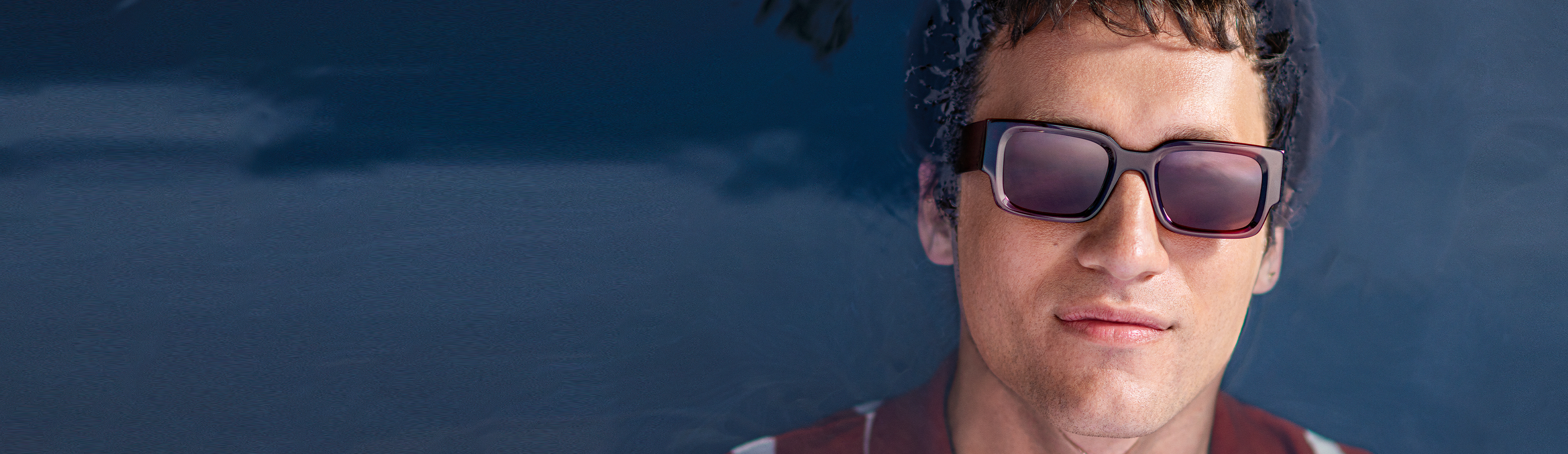 Man wearing retro style glasses