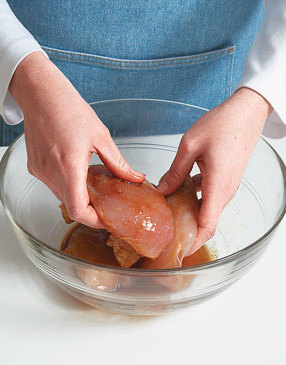 Grilled-Asian-Chicken-with-Peanut-Sauce-Step1