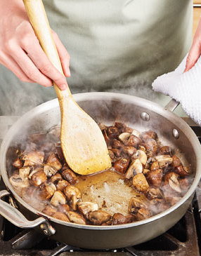 Chicken-Fricassee-with-Mushrooms-Step1