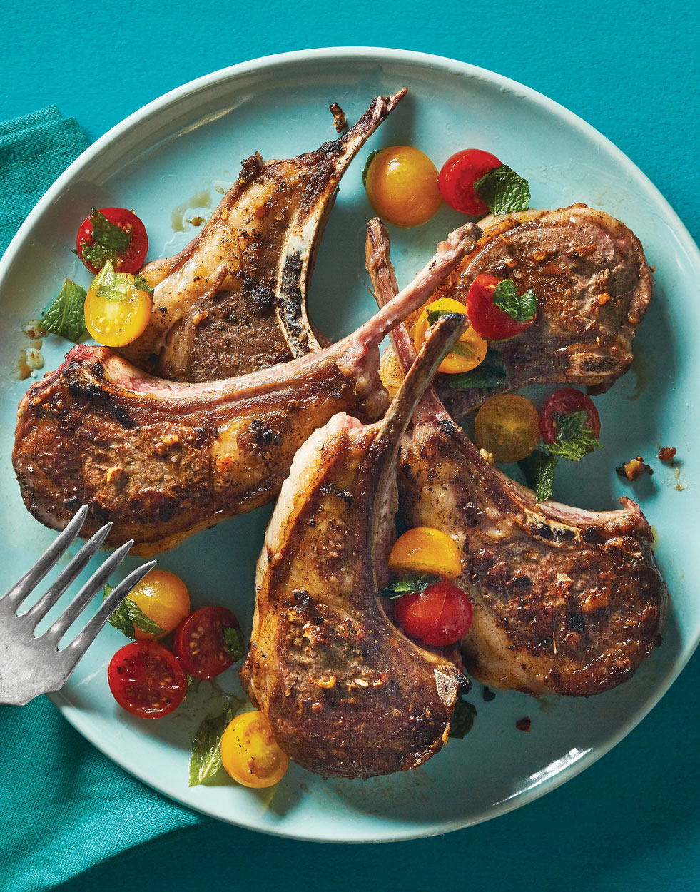 Seared Lamb Chops with tomato & mint slaw