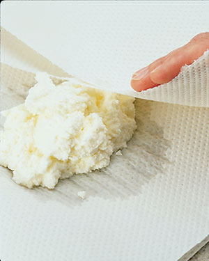 Tips-How-to-Make-Butter-From-Overwhipped-Cream2