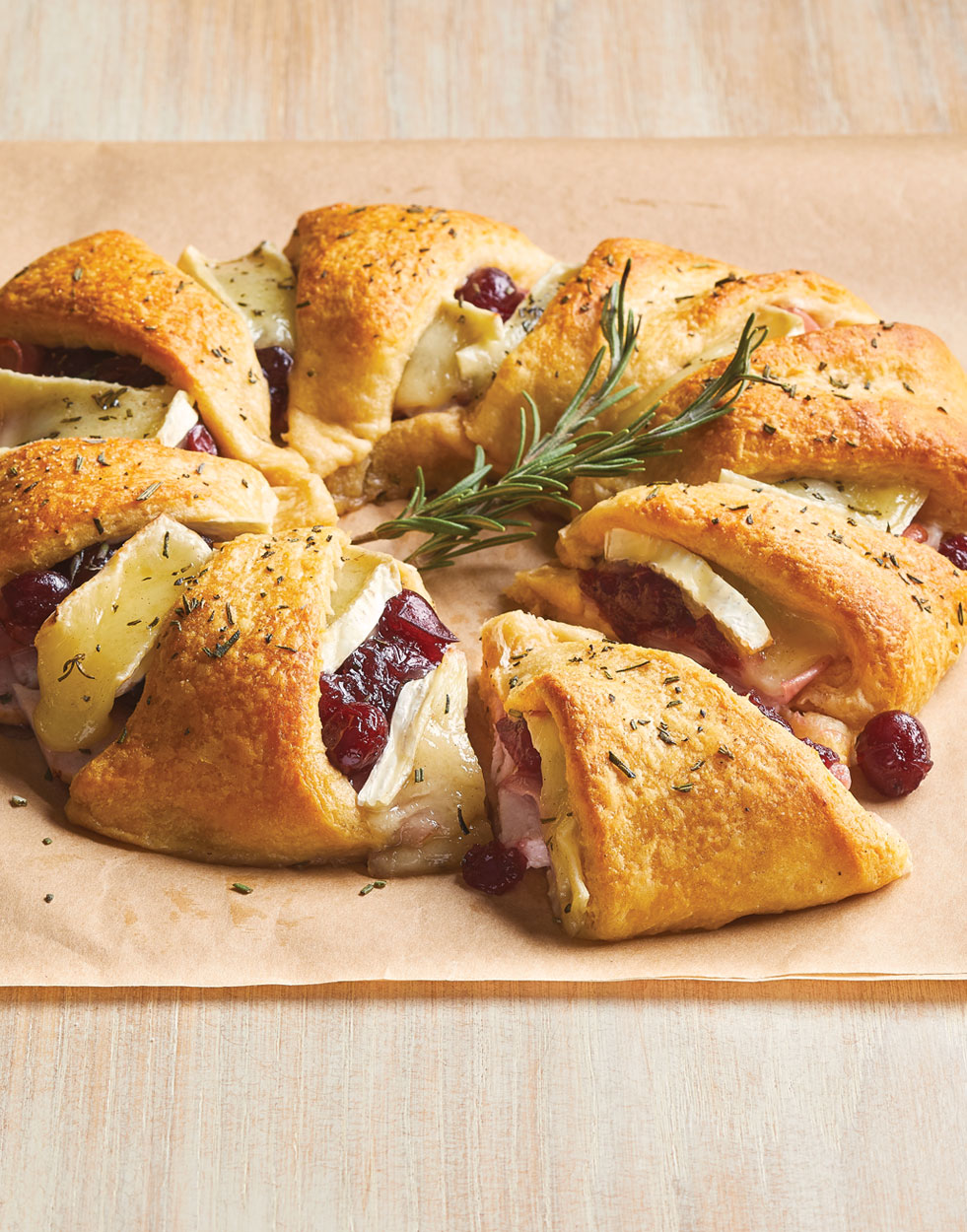 Turkey & Ham Crescent Ring with cranberry and brie