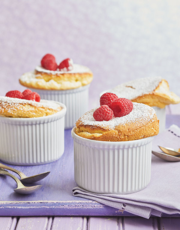 https://images.ctfassets.net/uw7yiu2kuigc/3isdnxcWr5xQydPehnTQ6O/1954e2e681f219c1c24039e3a3c559cf/Vanilla-Bean-Souffles-Lead.jpg?w=600