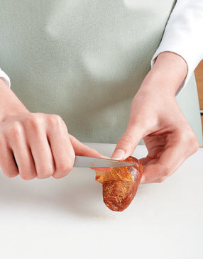 Breakfast-Baked-Potato-with-Chorizo-and-Aioli-Step1