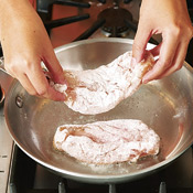 flour dredge for chicken