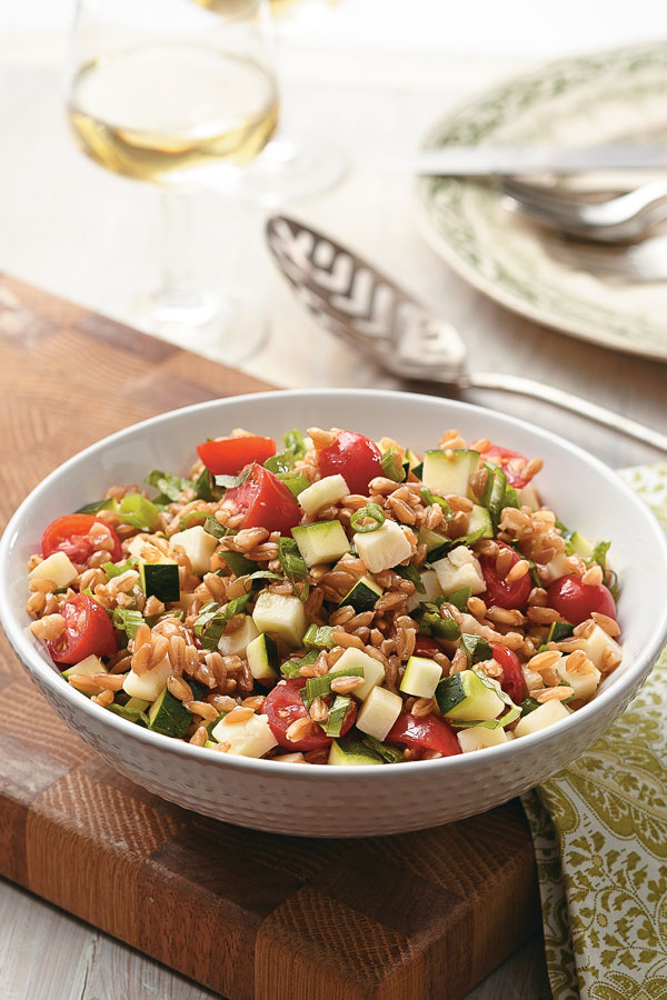 Farro-Salad-with-Zucchini-Tomatoes-and-Mozzarella-Pinterest