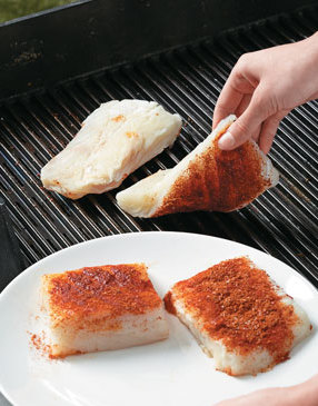 Grilled-Halibut-with-Sweet-Smoky-Rub-Step2