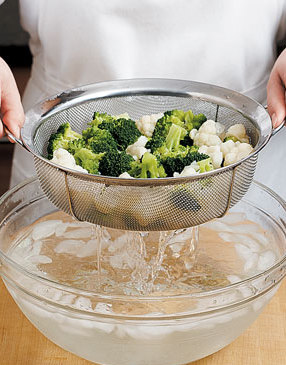 Cheesy-Broccoli-Cauliflower-Casserole-with-Rye-Crumb-Topping-Step1