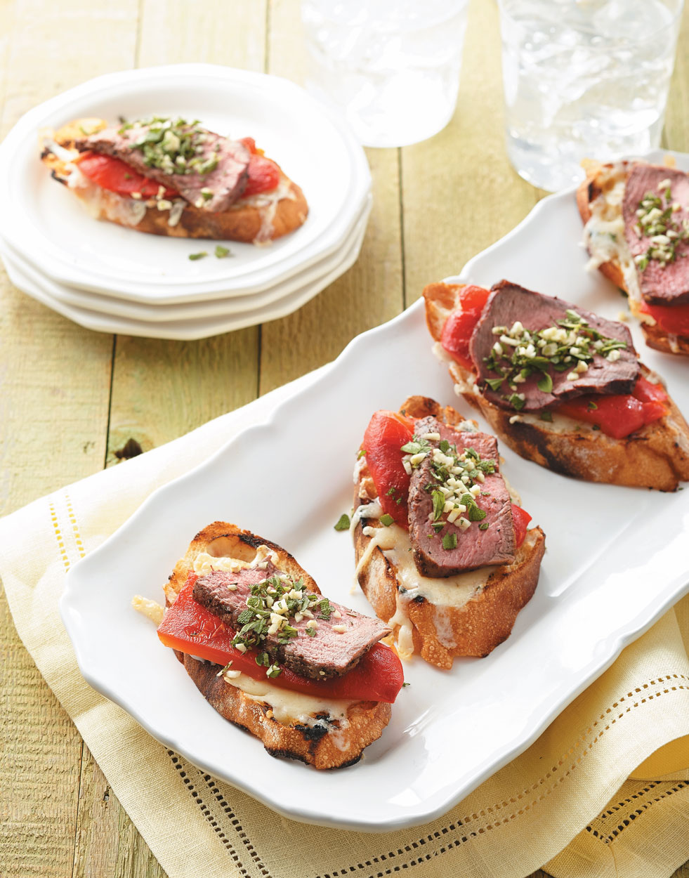 Steak Bruschetta with Herbs &amp; Roasted Red Peppers Recipe