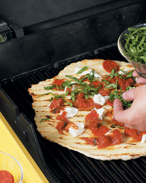 How-To-Make-Grilled-Pizza-Step-6