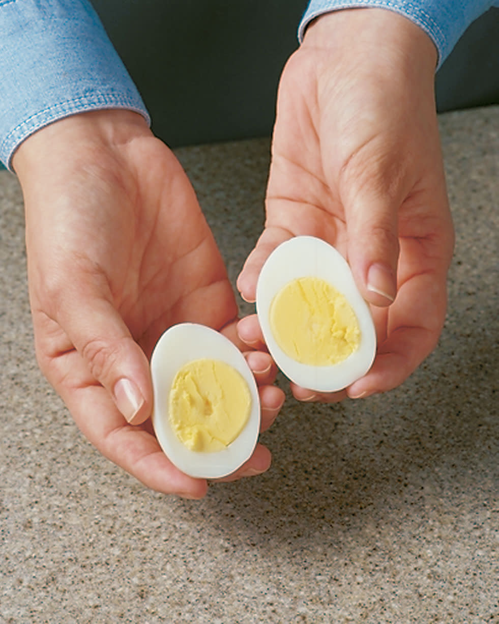 Tips-Perfectly-Centered-Yolks