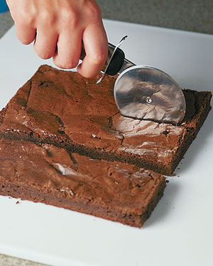 Tips-How-to-Cut-Perfect-Brownies