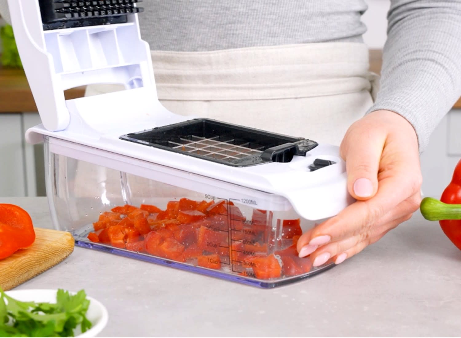TikTok's Viral Vegetable Chopper Is 25% Off Right Now