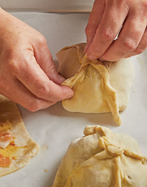 Pork-Wellingtons-with-beurre-blanc-Step2