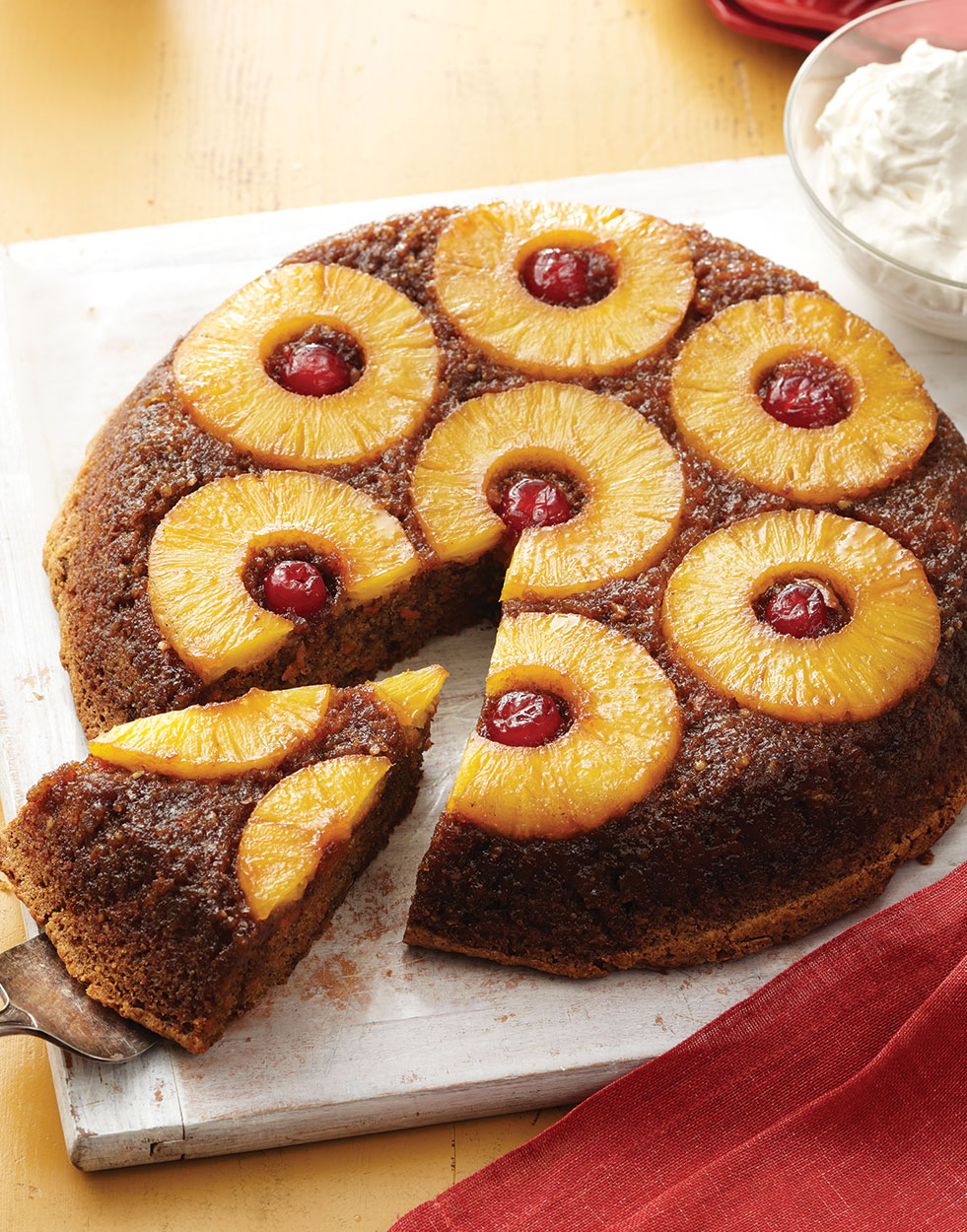 Classic Pineapple Upside Down Cake - Nordic Ware