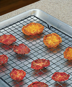 Tips-How-to-Dry-Tomatoes-in-the-Oven