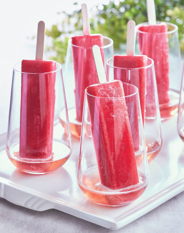 Sparkling Frosé & Raspberry Popsicles