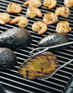 Shrimp-Stuffed-Avocados-with-Citrus-Aioli-Step1