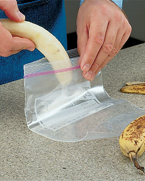 Tips-How-to-Freeze-Bananas-for-Smoothies-Baking
