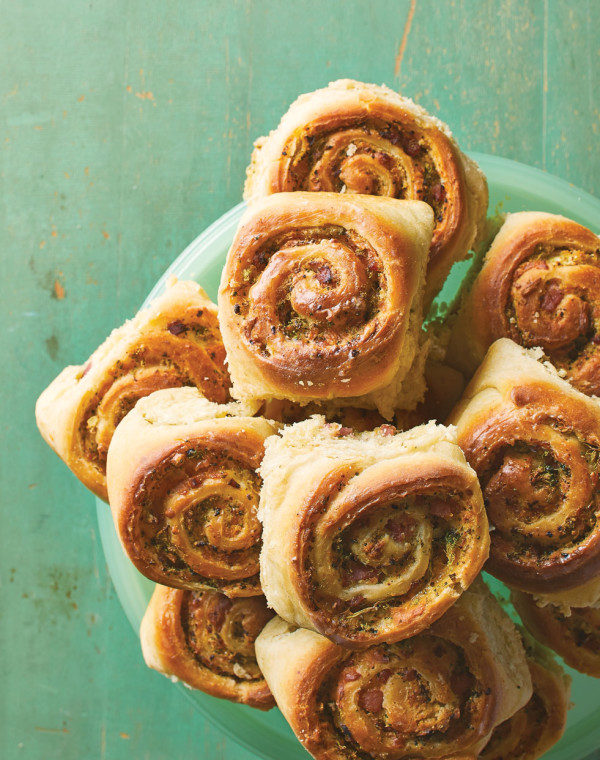 Broccoli-Cheddar Rolls with ham