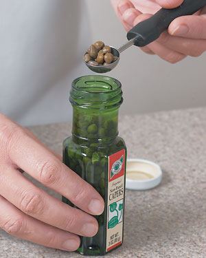 Tips-A-Simple-Hack-To-Remove-and-Drain-Capers