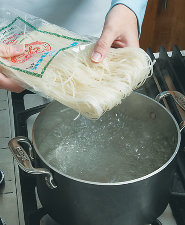 How to Make Perfectly Cooked Rice Noodles