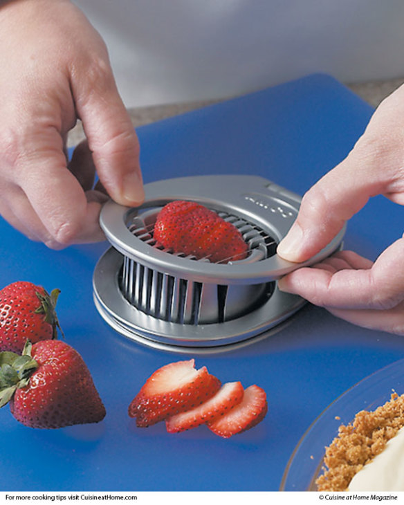 Simply Slice Strawberry Slicer