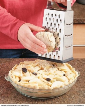 New, Unique Way to Make a Pretty Pie Crust