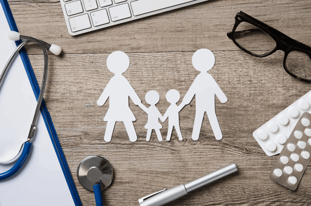 7 Advantages of Having a Family Insurance Plan