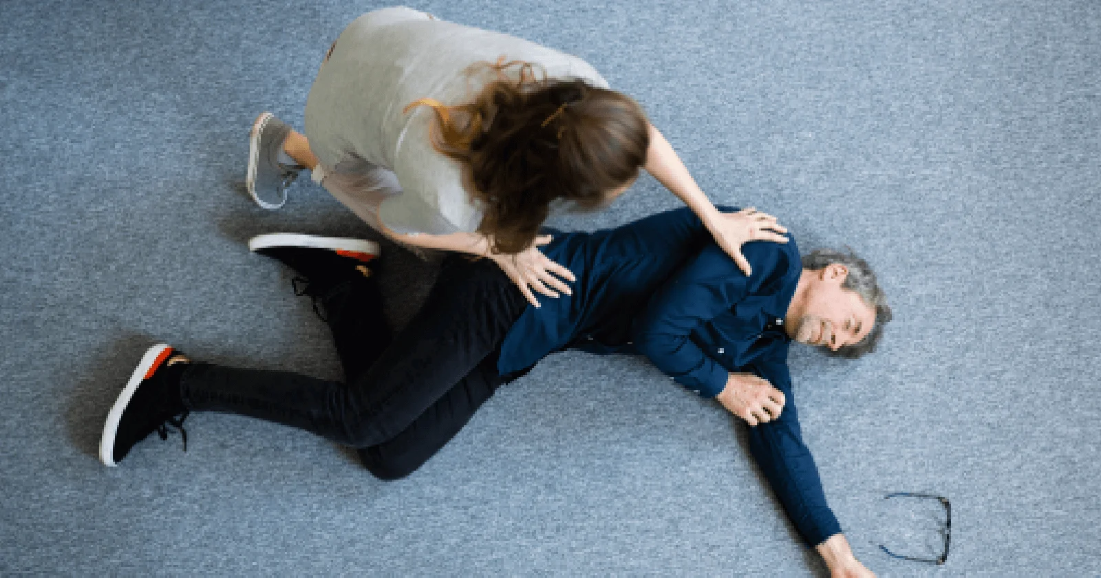 First Aid for Fainting : Symptoms, Causes & How to prevent