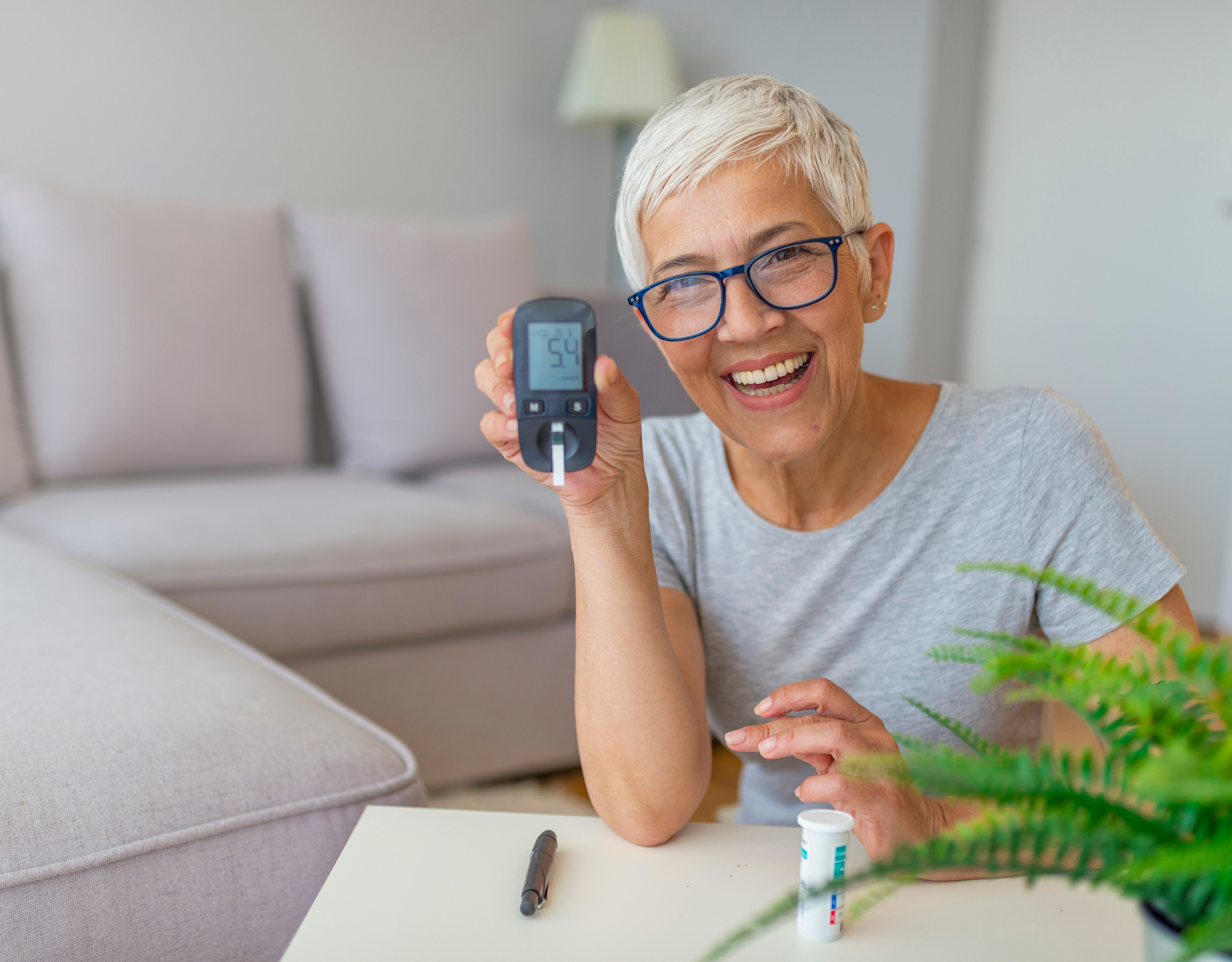 Funmedkvinnan med blodsockermätare