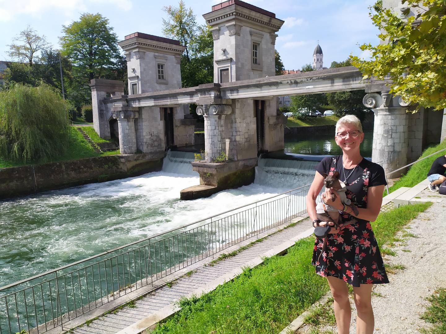 Veronica njuter i solen på en härlig resa