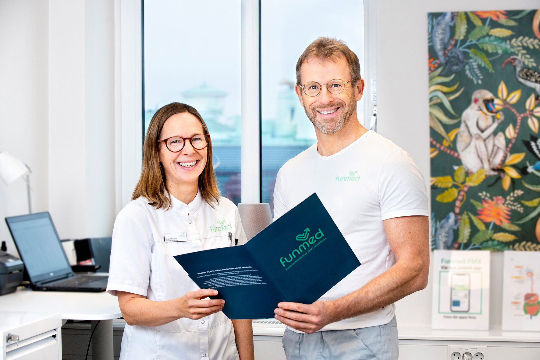 Peter och Elisabeth på Funmeds klinik i Göteborg.