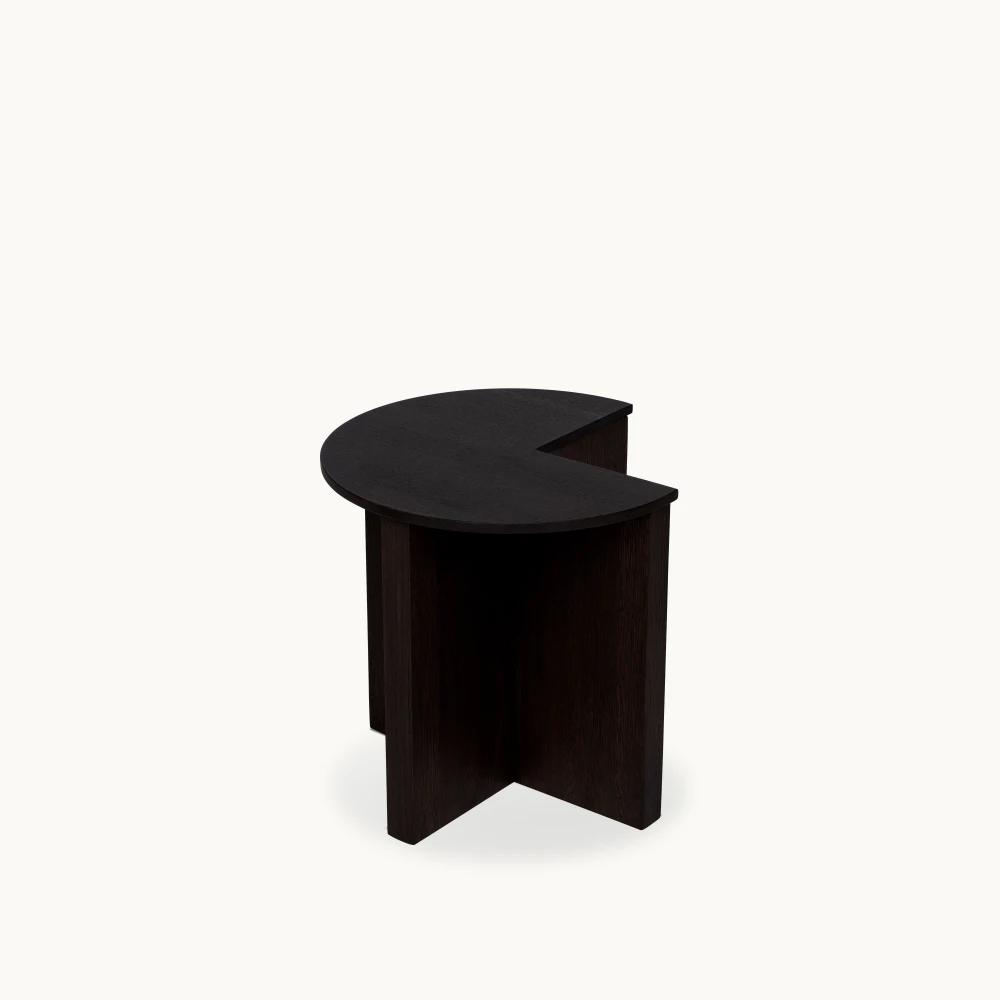 Supersolid Tables Table in null