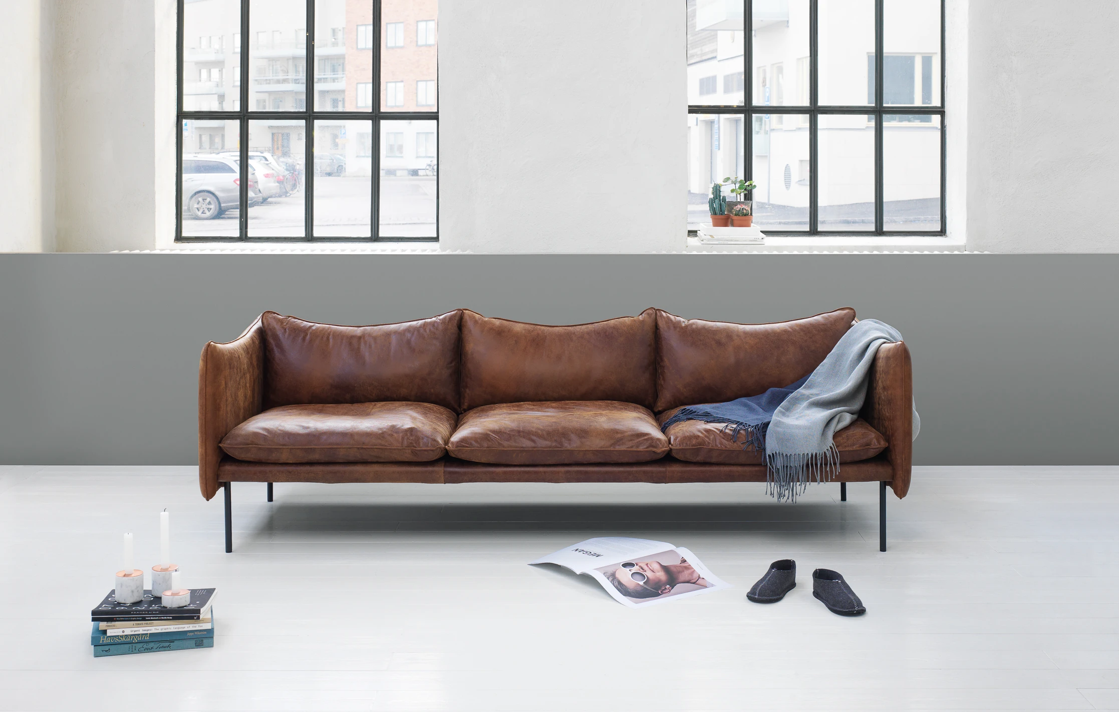 Sofas & Seating Systems