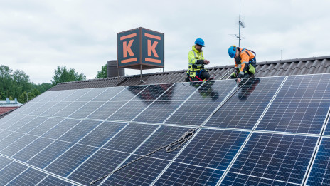 K-Market Järvikansa sähköistyy aurinkoenergialla