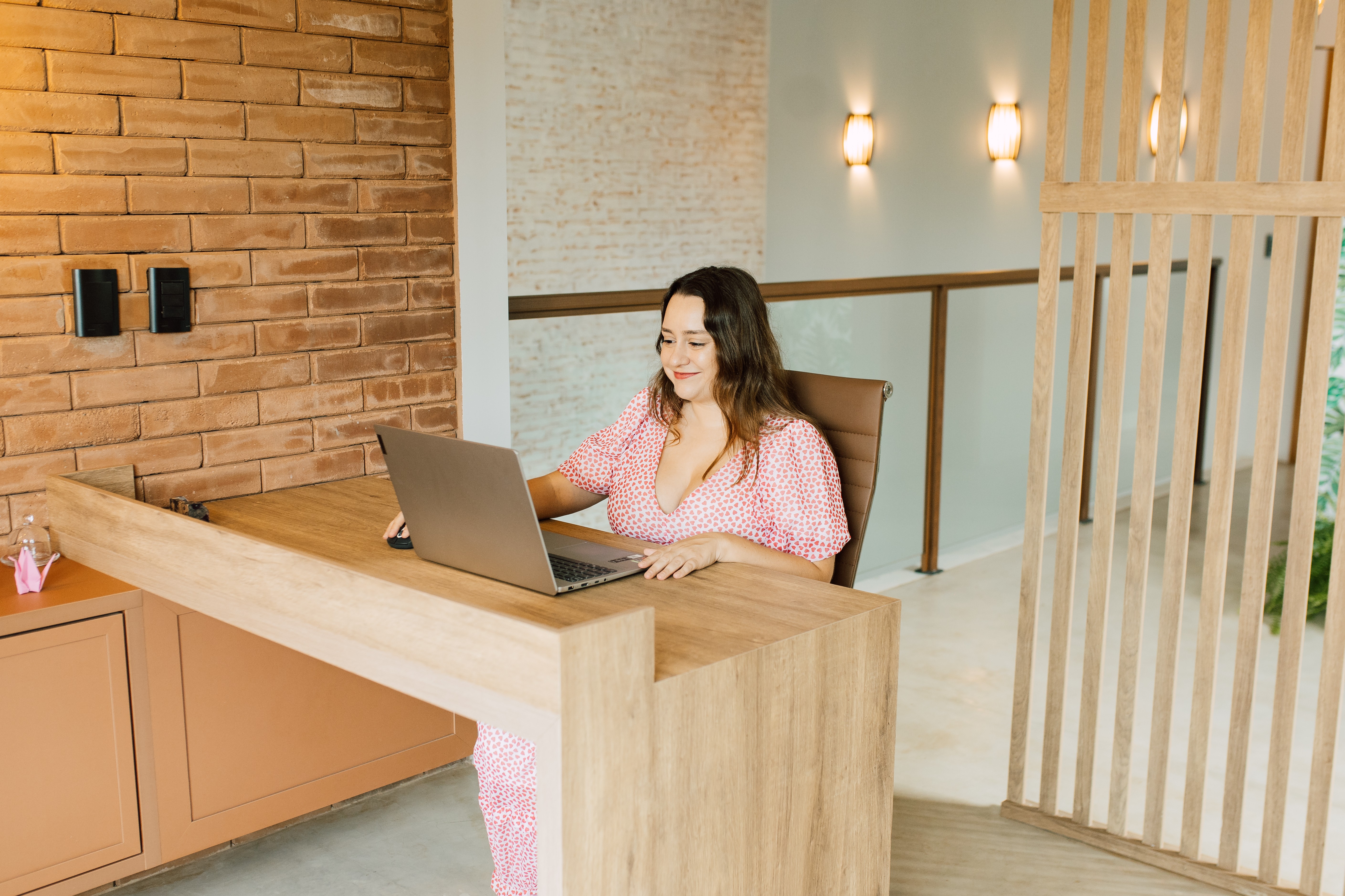 Sunny home office - Brazil