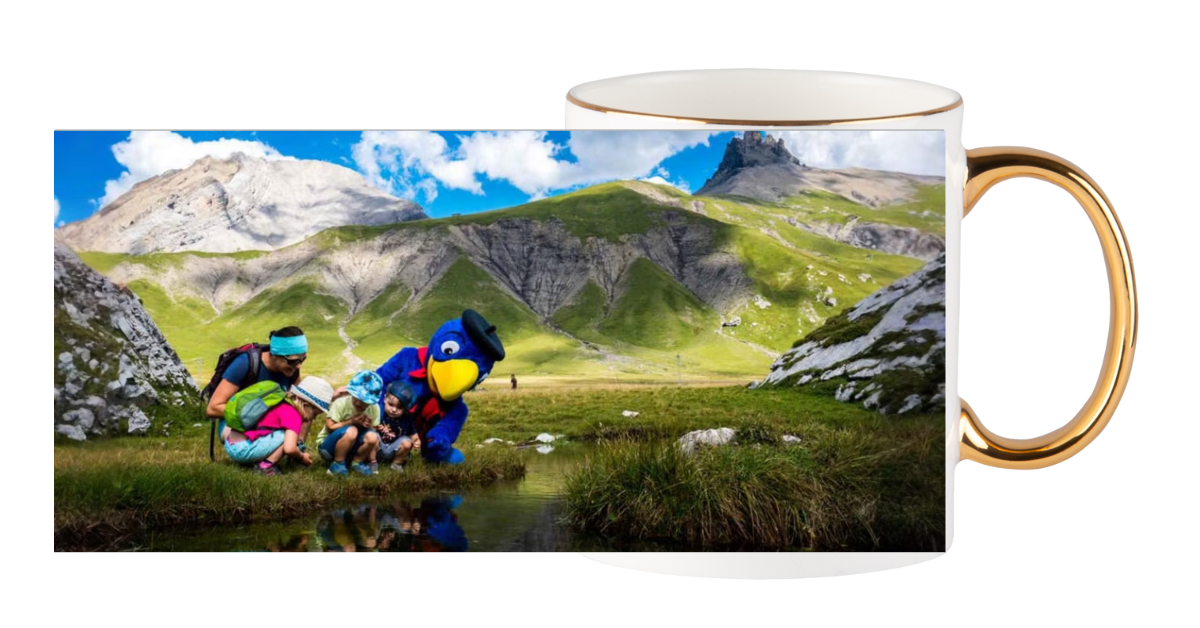 Bild ohne Text - Tasse mit Goldhenkel 