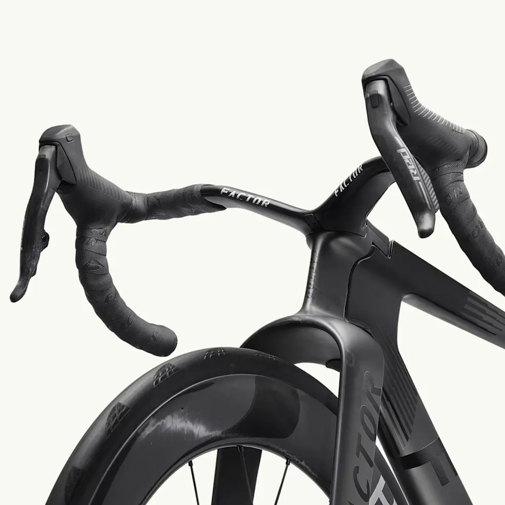 Cockpit integrado Factor ONE