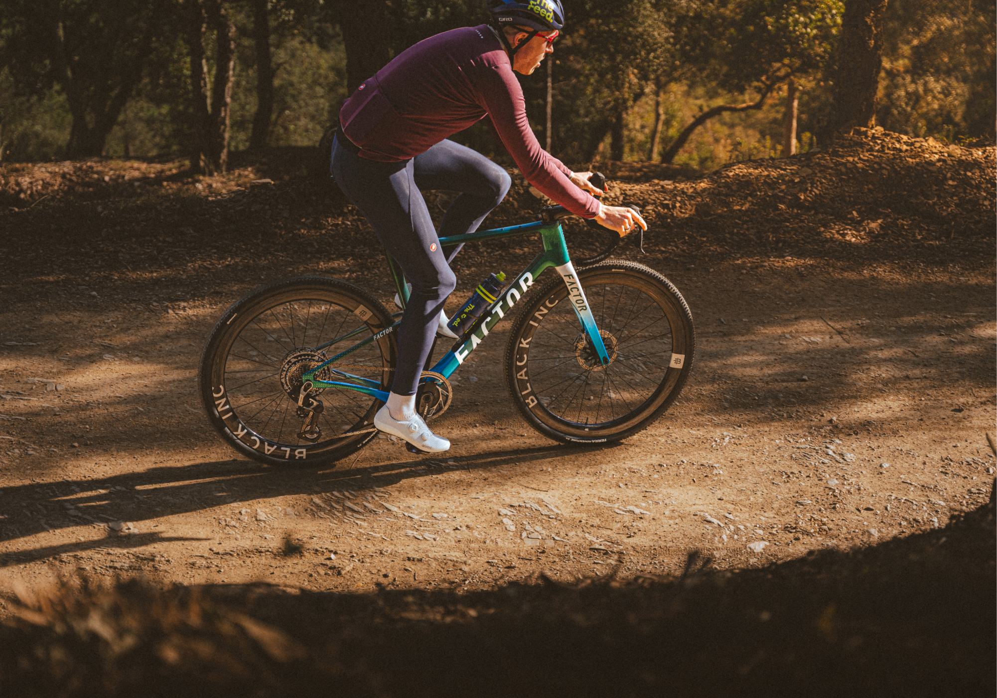 Rob Britton riding the Cyan Blue SARANA