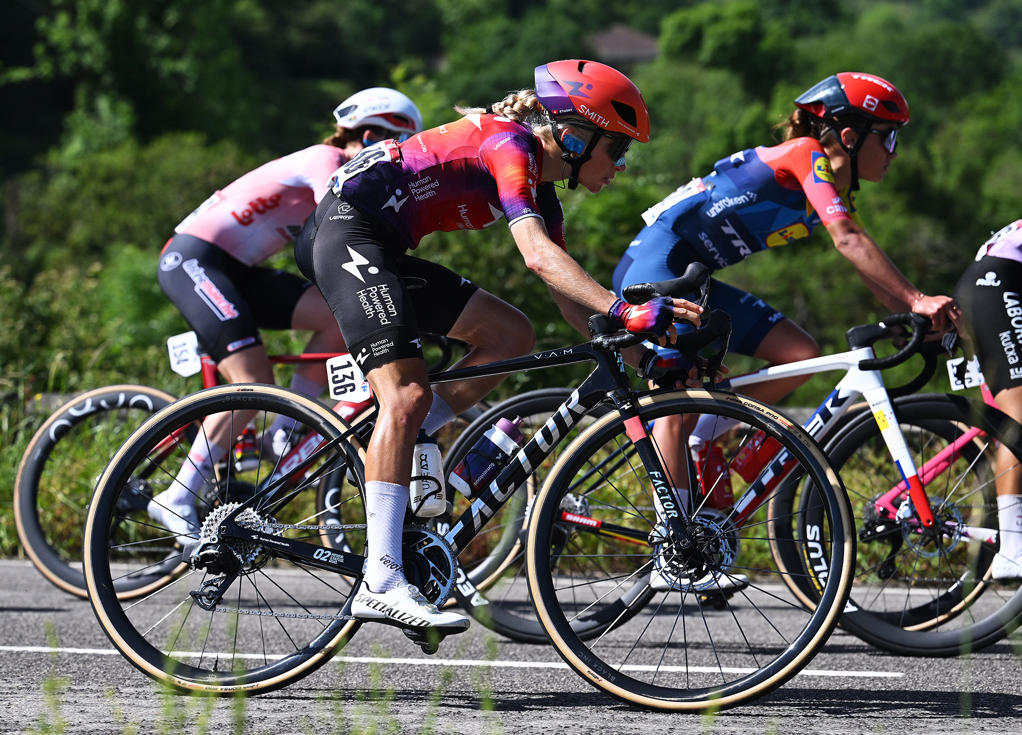 Petra Stiasny wins Angliru on an O2 VAM