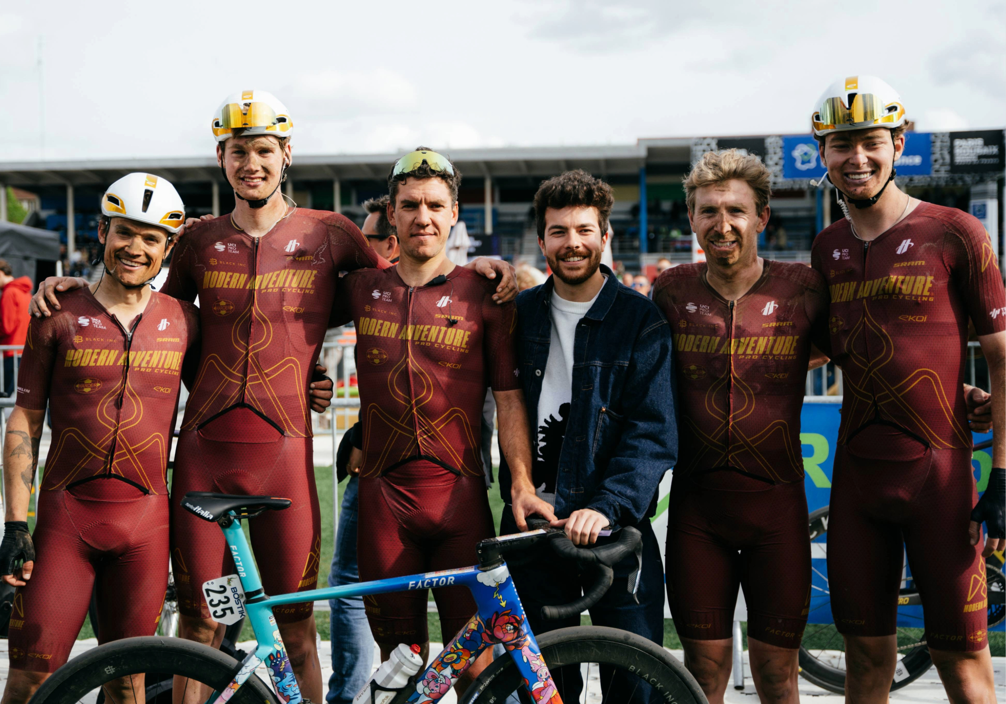 VEXX meets the athletes from Modern Adventure Pro Cycling team in the Roubaix Velodrome after the Paris Roubaix Race 2026